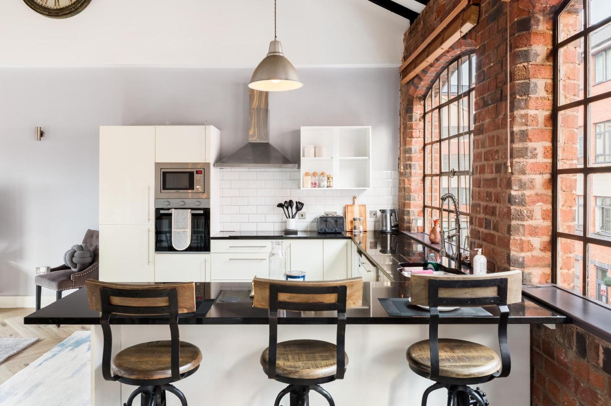 High End Luxury Townhouse In Jq, 4 Bedrooms, Flat Screen Tv In All Rooms, Free Parking, Near Birmingham City Centre Deposit Required Exterior photo
